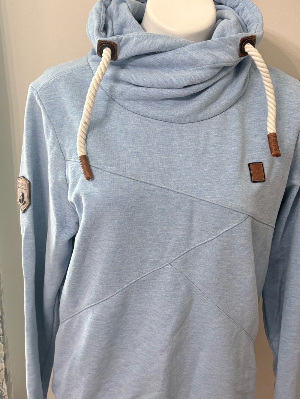 NAKETANO COWL NECK HOODIE light blue sz lg